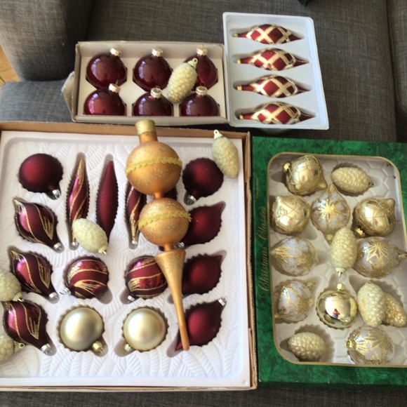 Burgundy And Gold Christmas Ornaments and Gold Tree Topper - Picture 1 of 5